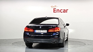 BMW 5-SERIES G30 2018