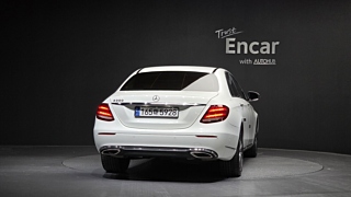 MERCEDES BENZ E-CLASS W213 2017