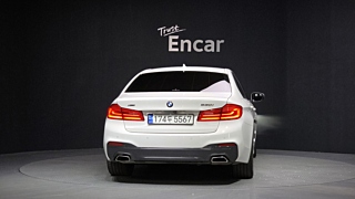 BMW 5-SERIES G30 2020