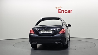 MERCEDES BENZ C-CLASS W205 2016