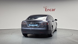 TESLA MODEL S 2018