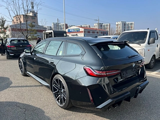 Заказать BMW M5 G90