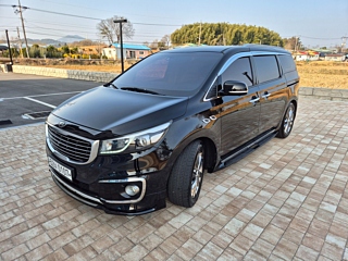 KIA CARNIVAL 2017