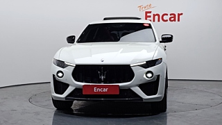 MASERATI LEVANTE 2017