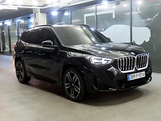 Заказать BMW X1 U11