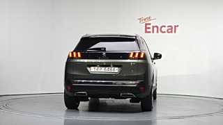 PEUGEOT 3008 2018
