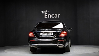 MERCEDES BENZ E-CLASS W213 2018