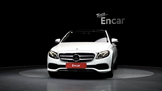 MERCEDES BENZ E-CLASS W213 2017