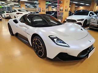 Заказать MASERATI MC20