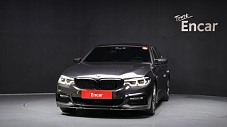 BMW 5-SERIES G30 2017