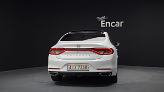 HYUNDAI GRANDEUR IG 2016