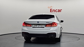 BMW 5-SERIES G30 2018