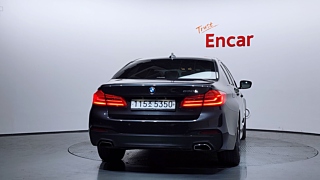 BMW 5-SERIES G30 2020