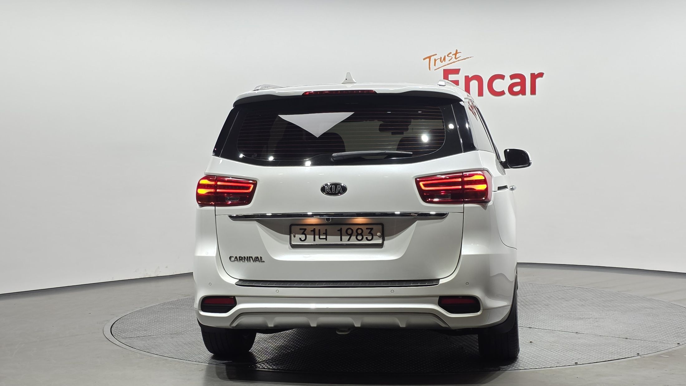 KIA CARNIVAL 2019