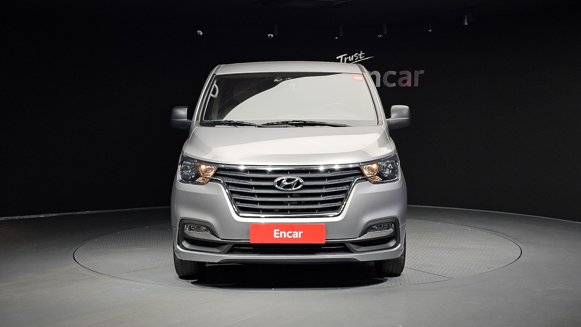 HYUNDAI STAREX GRAND 2019