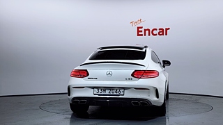 MERCEDES BENZ C-CLASS W205 2017