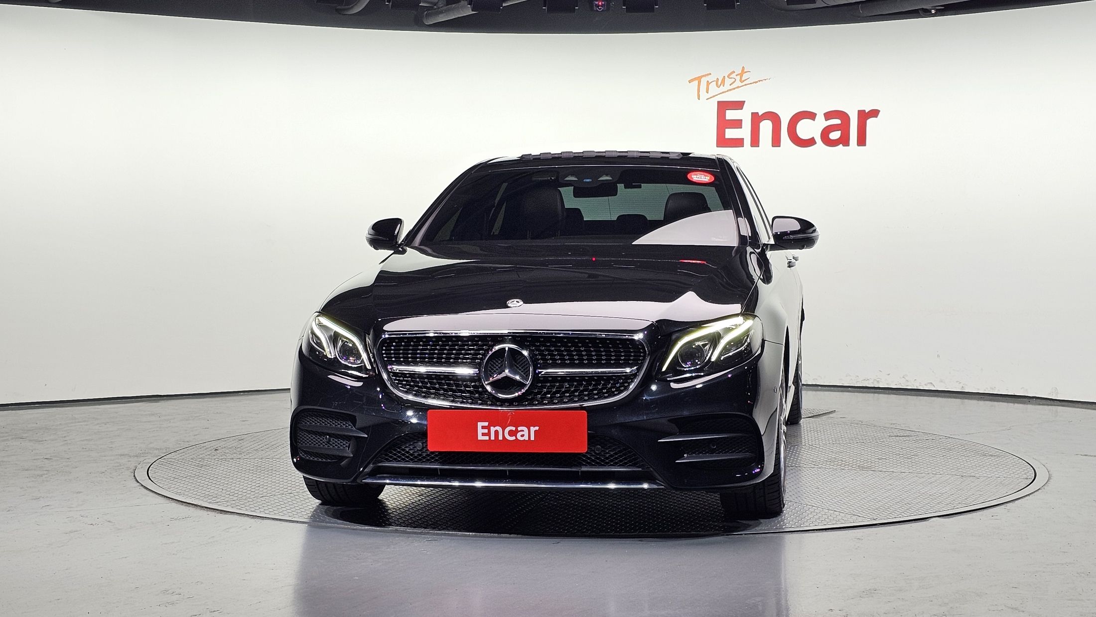 MERCEDES BENZ E-CLASS W213 2018
