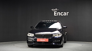 BMW 5-SERIES G30 2017