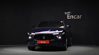 MASERATI LEVANTE 2017