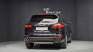 PORSCHE CAYENNE 2016