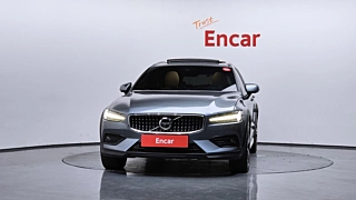 VOLVO V60 CROSS COUNTRY 2020