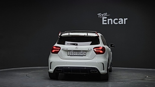 MERCEDES BENZ A-CLASS W176 2017