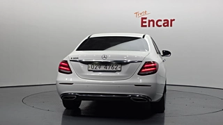 MERCEDES BENZ E-CLASS W213 2018