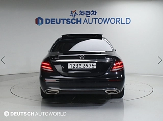 MERCEDES BENZ E-CLASS W213 2017