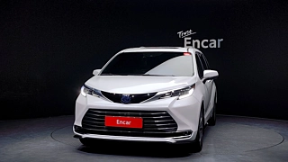 Заказать TOYOTA SIENNA