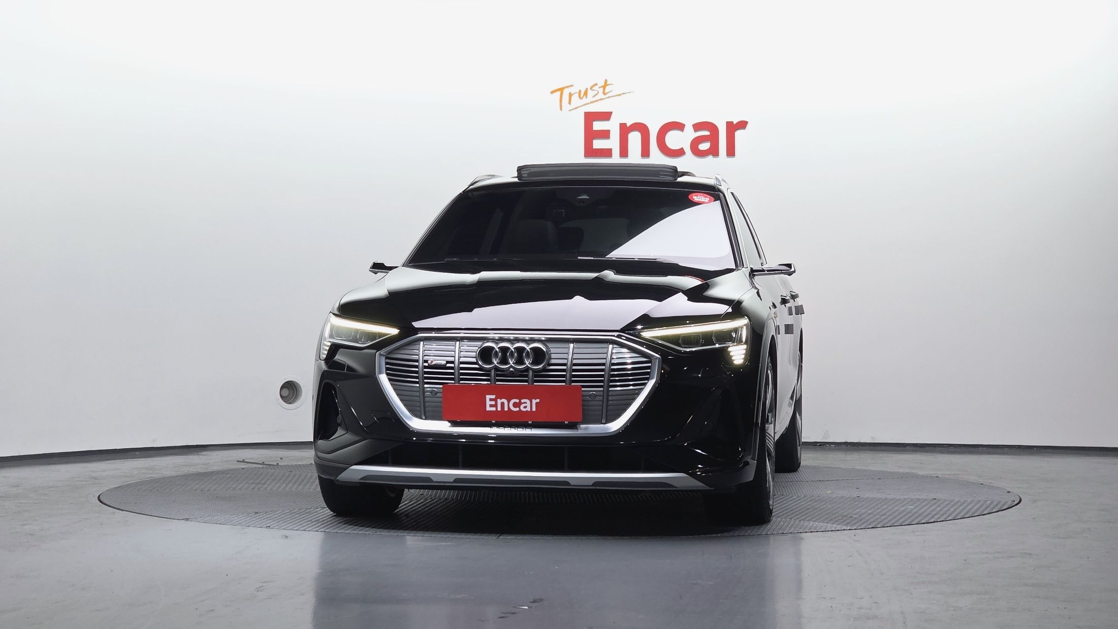 AUDI E-TRON 2021
