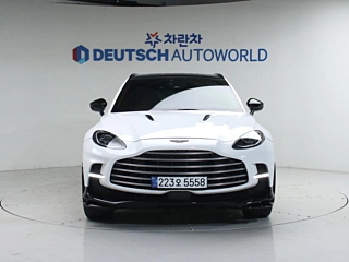 Заказать ASTON MARTIN DBX