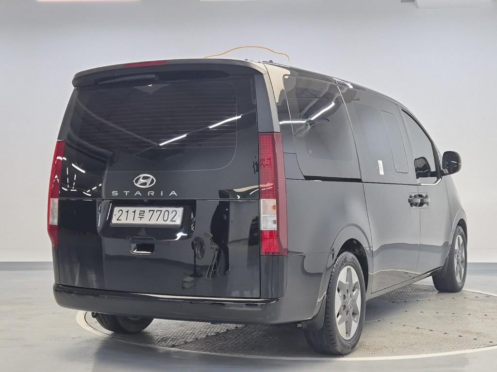 HYUNDAI STARIA 2022