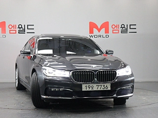 BMW 7-SERIES G11 2016