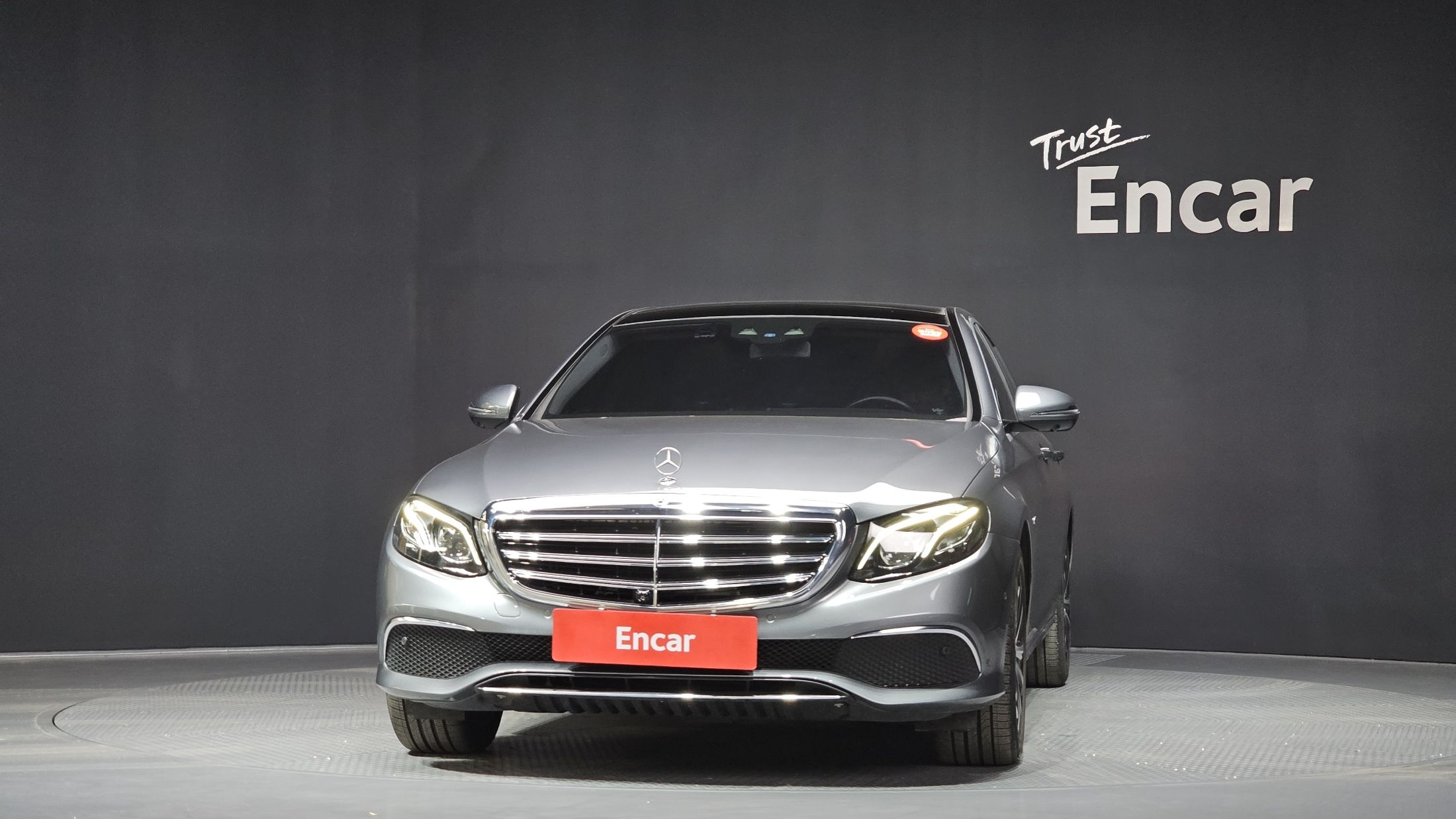 MERCEDES BENZ E-CLASS W213 2019