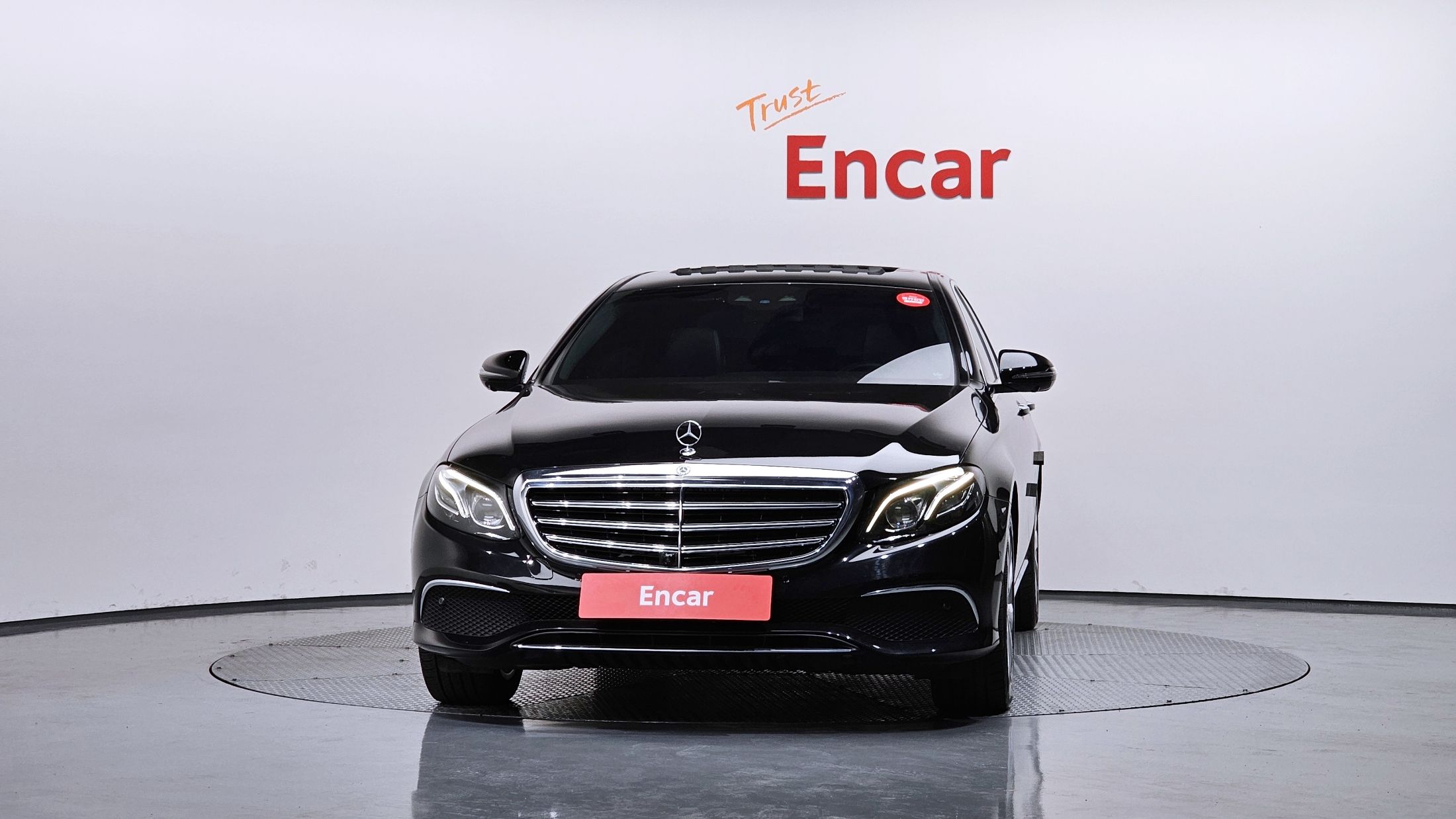 MERCEDES BENZ E-CLASS W213 2018