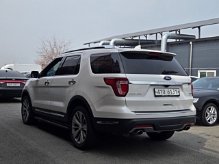 FORD EXPLORER 2018