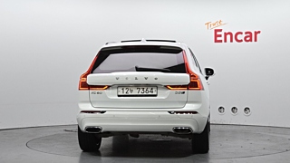 VOLVO XC60 2018