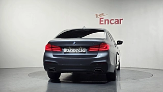 BMW 5-SERIES G30 2017