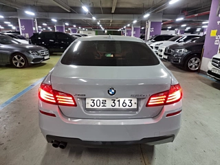 BMW 5-SERIES F10 2016