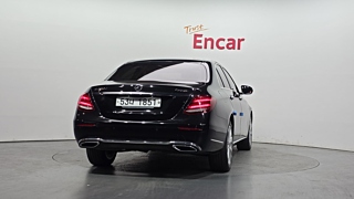 MERCEDES BENZ E-CLASS W213 2018