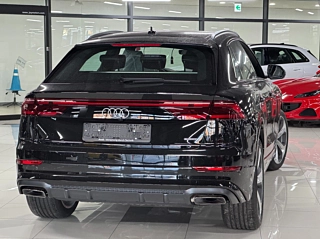Заказать AUDI Q8 4M