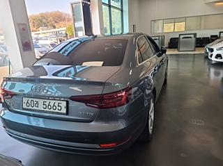 AUDI A4 B9 2018