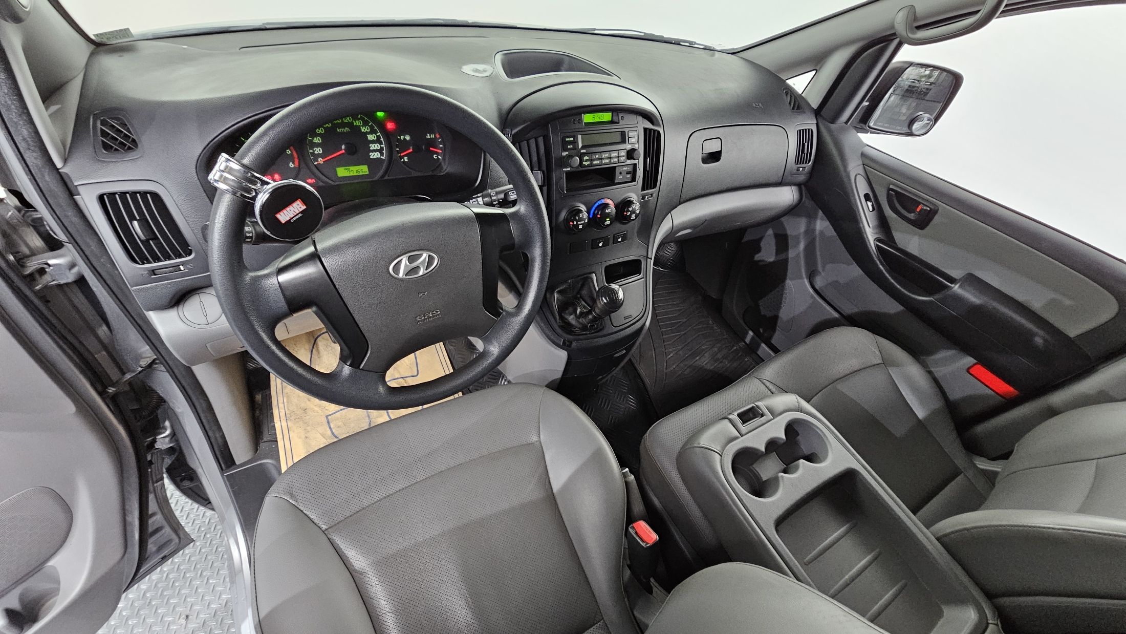 HYUNDAI STAREX GRAND 2013