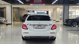 MERCEDES BENZ E-CLASS W213 2020