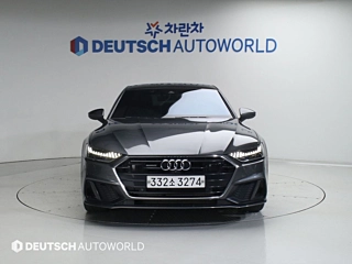 AUDI A7 4K 2020