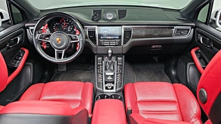 PORSCHE MACAN 2018