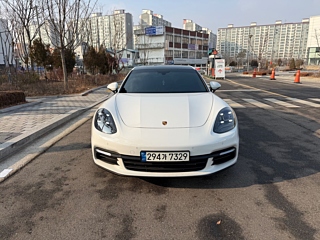PORSCHE PANAMERA 971 2018