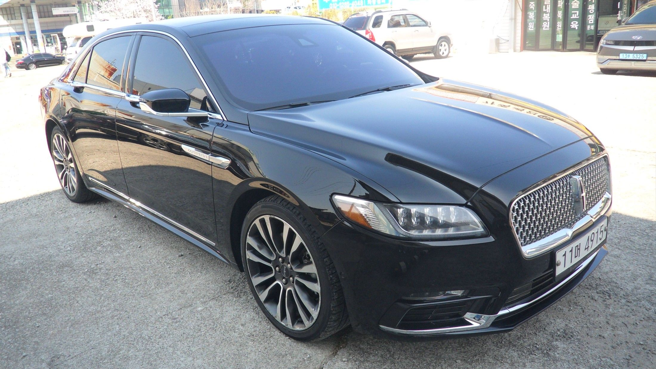 LINCOLN CONTINENTAL 2018