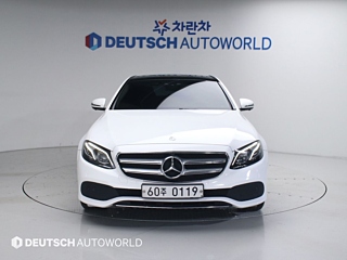 MERCEDES BENZ E-CLASS W213 2016