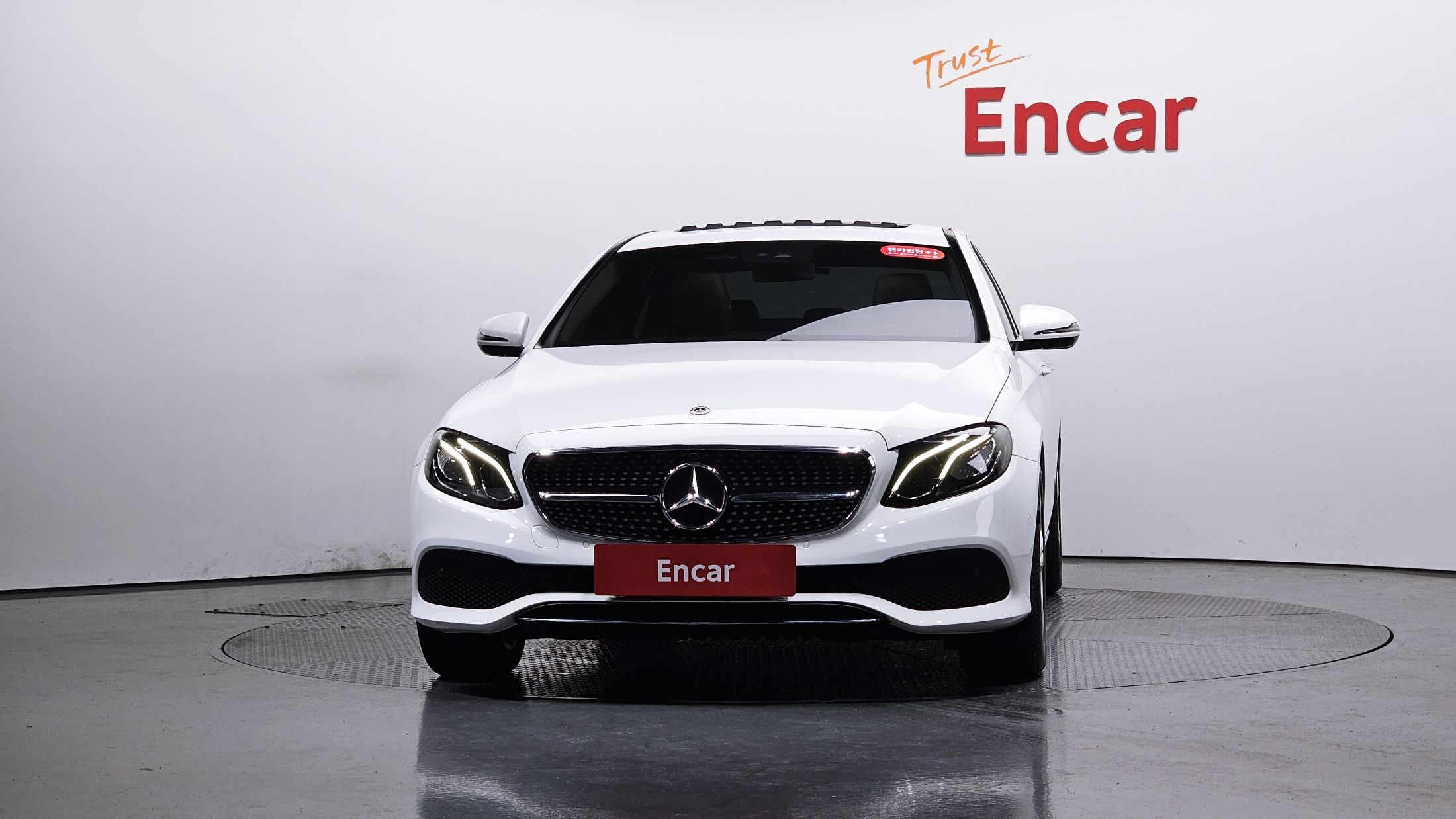 MERCEDES BENZ E-CLASS W213 2017